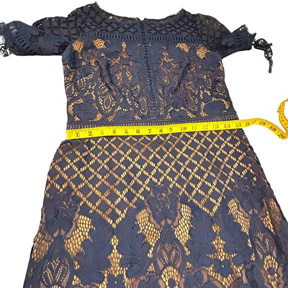 Tadashi Shoji Navy Suma Lace Dress - Size 8 - Picture 9 of 16